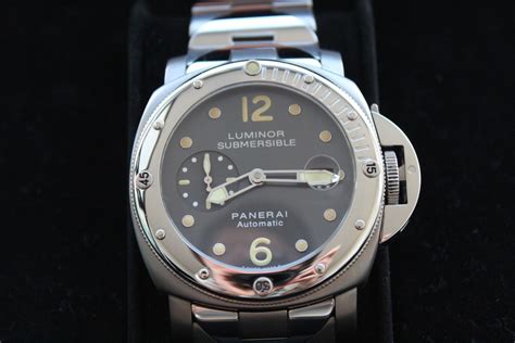 panerai luminor submersible pam 170